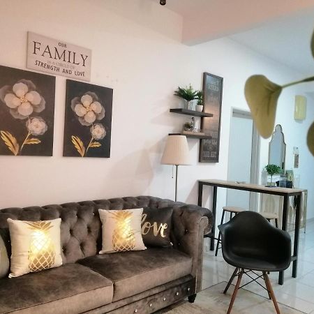 Homestay Casa Nur Iman @Adelia Kajang Luaran gambar