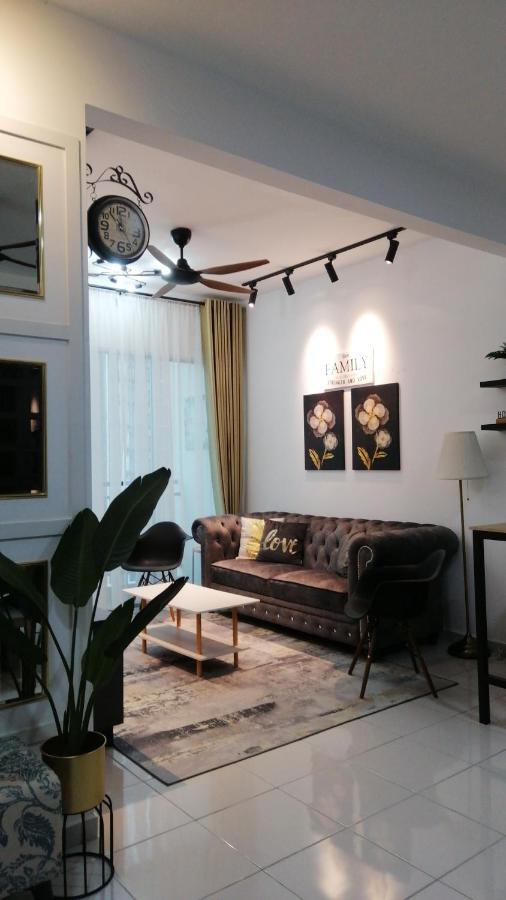 Homestay Casa Nur Iman @Adelia Kajang Luaran gambar
